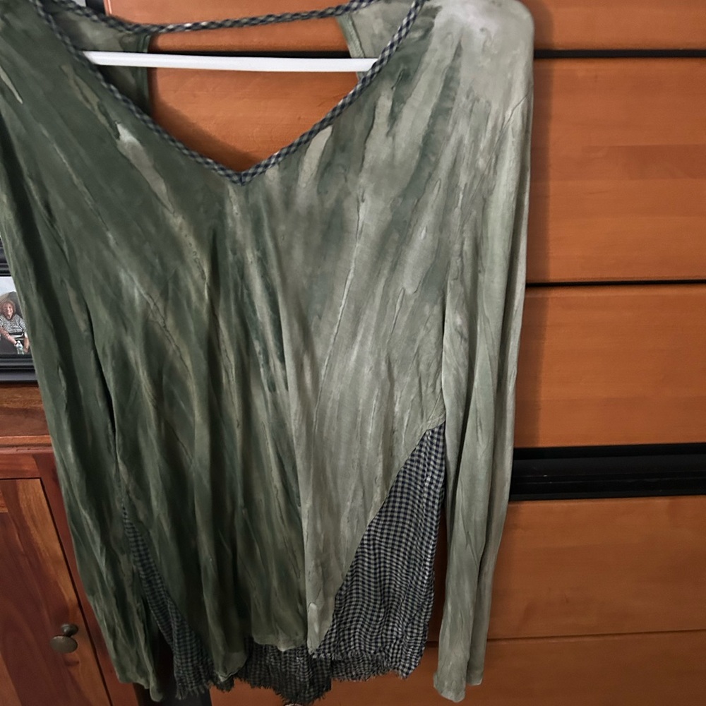 XCVI cotton checkered top large NEW